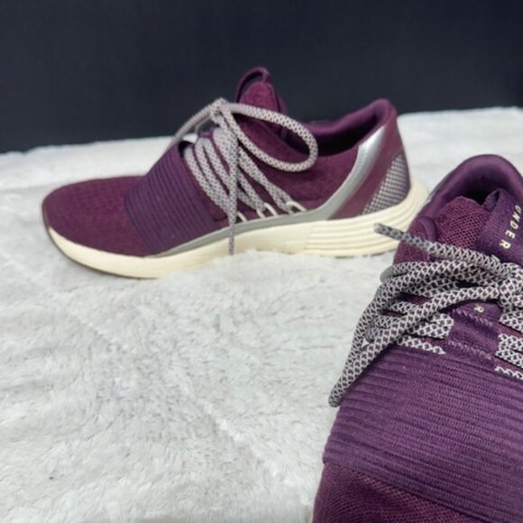 Under Armour Breathe Woman's Size 7 - Picture 4 of 10